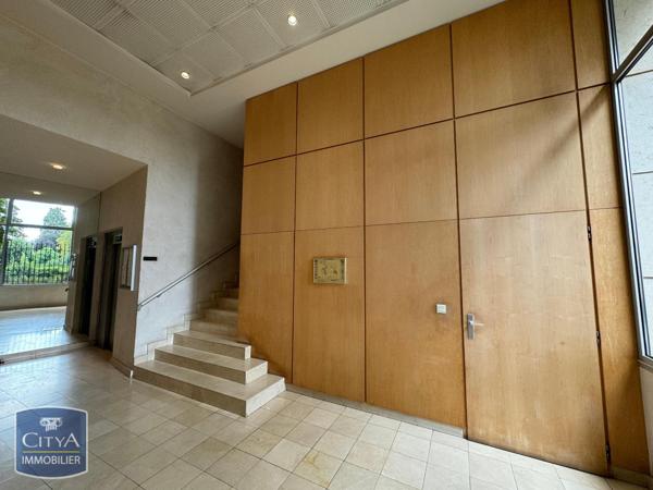 Appartement à louer 4 pièces 83.03m²