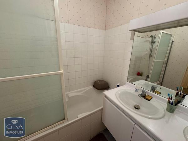 Appartement à louer 4 pièces 83.03m²