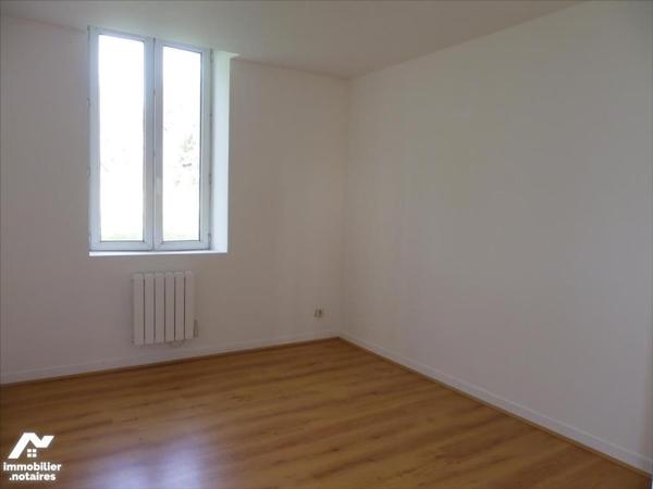 Maison de 3 chambres sans voisins sur 1,6 hectare