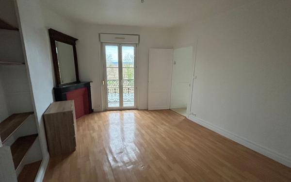 Appartement à vendre    1 pièce • 29,30 m2 Épernay