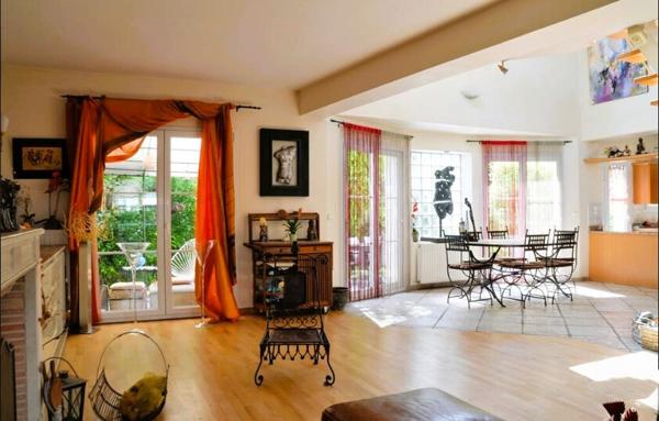 Maison d'architecte 200 m2 - Limite Paris 20e