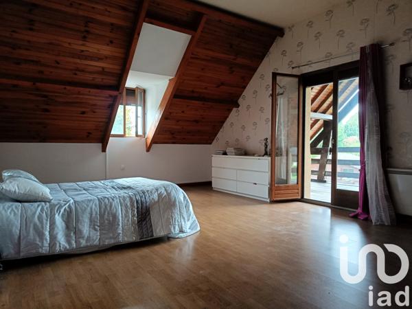 Maison à vendre 7 pièces 199 m² Abondant