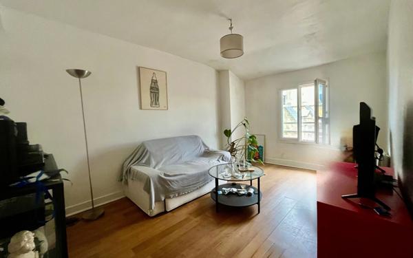 Appartement à vendre    2 pièces • 38 m2 Bordeaux