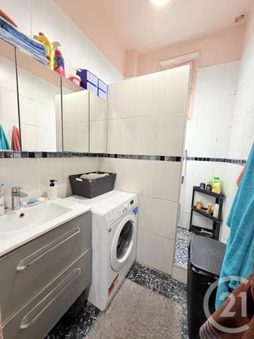 Appartement F2 à vendre  2 pièces - 54,08 m2 ST OUEN - 93