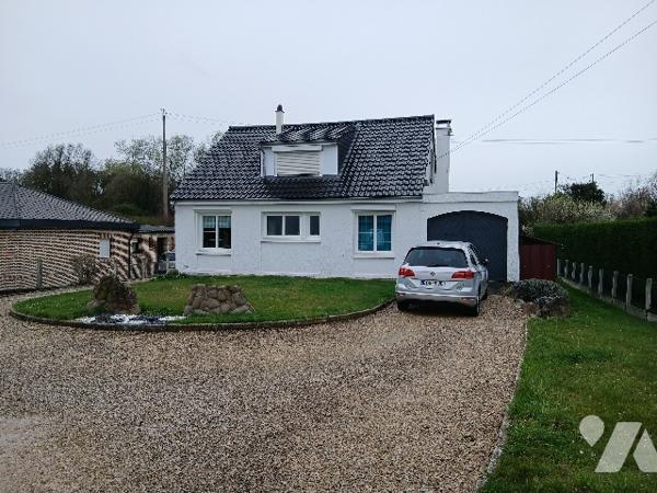 Pavillon individuel type semi-plain-pied 4ch 120m² habitables sur 2151m² de terrain avec garage