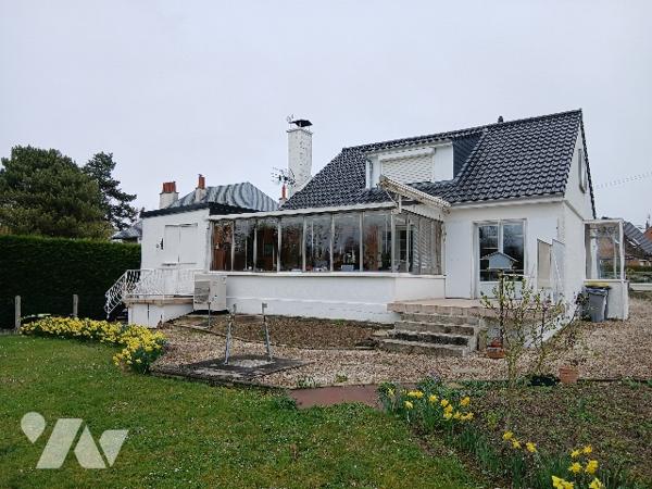 Pavillon individuel type semi-plain-pied 4ch 120m² habitables sur 2151m² de terrain avec garage