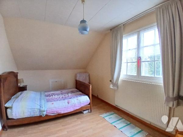 Pavillon individuel type semi-plain-pied 4ch 120m² habitables sur 2151m² de terrain avec garage