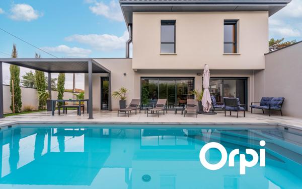 Maison à vendre    7 pièces • 193 m2 Lentilly