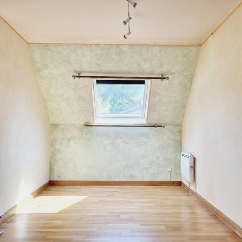 QUARTIER DES CASSEAUX - MAISON 3 CHAMBRES - ESPACE BUREAU - sous-sol - abri de jardin