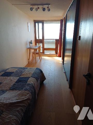 A VENDRE à REZE - Cité Radieuse APPT T5 de 85m2 en duplex rénové au 6ème et dernier étage