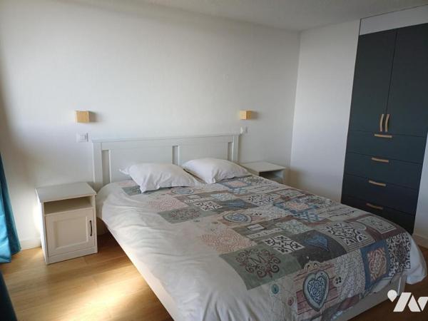 A VENDRE à REZE - Cité Radieuse APPT T5 de 85m2 en duplex rénové au 6ème et dernier étage