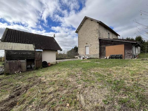 Maison à vendre |  Chaptelat |  3 pièces | 80 m²