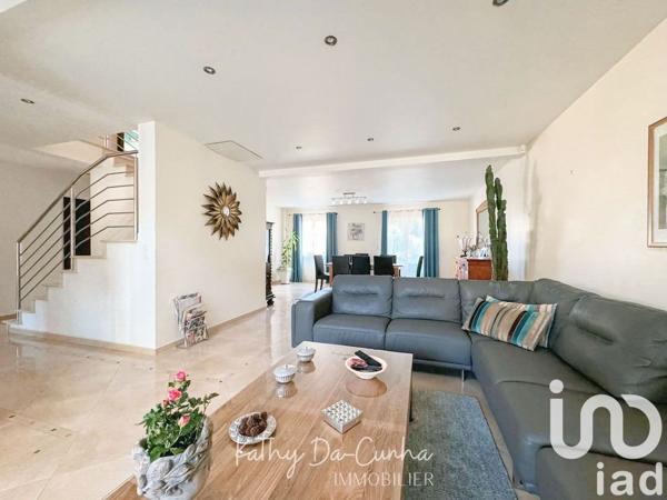 Maison à vendre 6 pièces 162 m² Rosny-sur-Seine