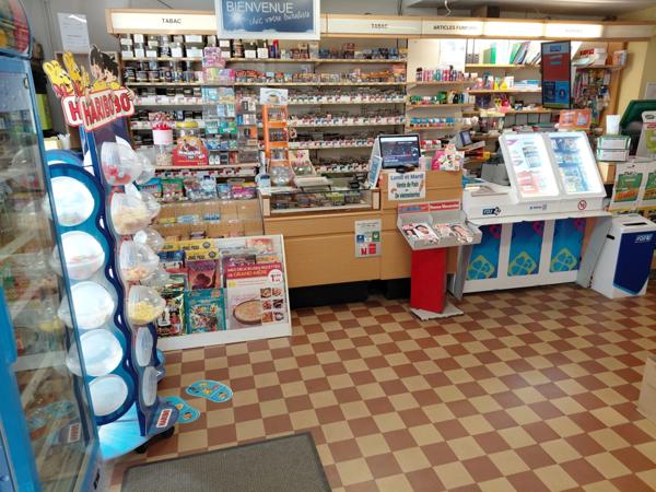 A vendre GABARRET (40), Fonds de commerce et Murs Tabac-Presse-FDJ avec logement de fonction