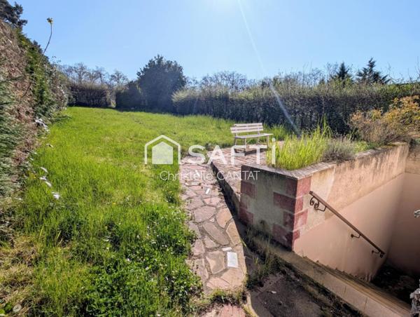 Maison 140 m²,7 pièces, 3 chambres, garage, terrain.