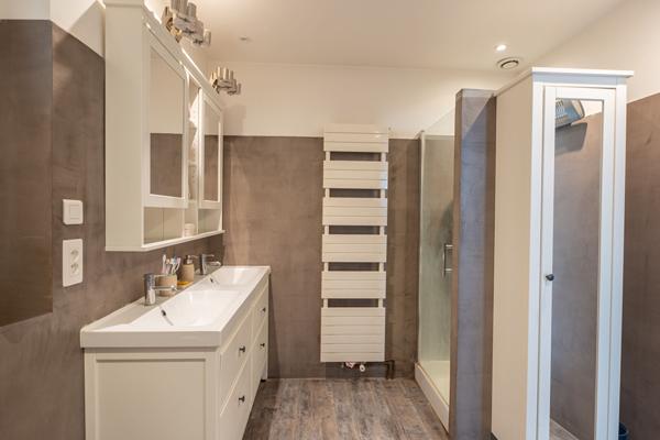 Appartement 7 pièces 174.04 m2