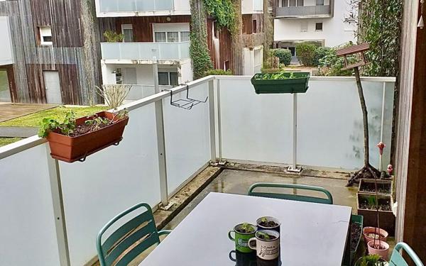 Appartement à vendre    4 pièces • 83,24 m2 Pessac