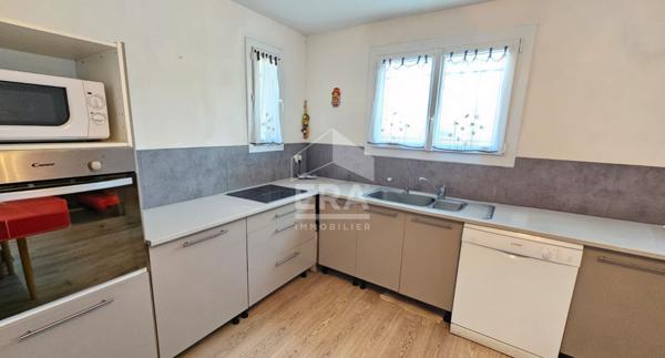 Canet-en-Roussillon : maison 3 faces à vendre avec jardin et stationnement