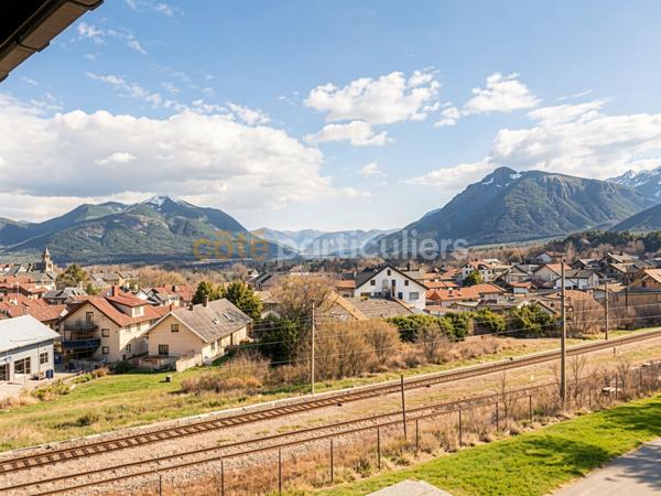 Vente Appartement76 m² - 4 Pièces - LA ROCHE SUR FORON (74800)