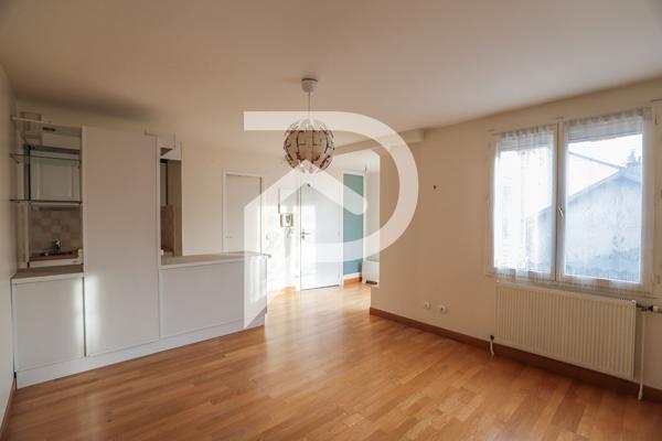 Immeuble 8 pièces 184 m2