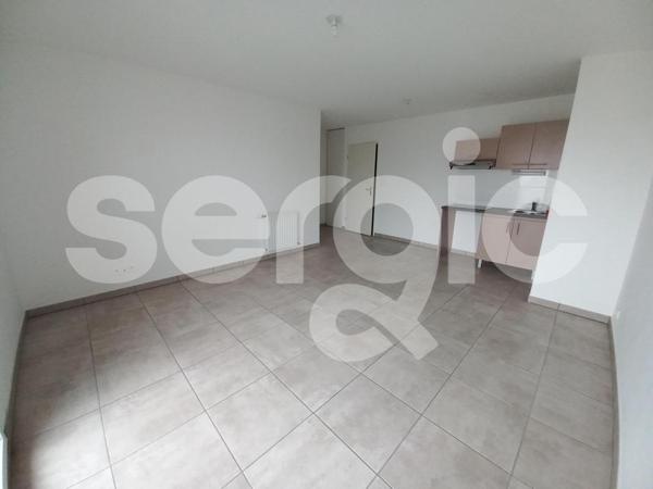 Location 3 Pieces 53 44980 Sainte Luce Sur Loire 24 0130 01 0065