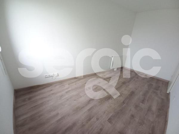 Location 3 Pieces 53 44980 Sainte Luce Sur Loire 24 0130 01 0065
