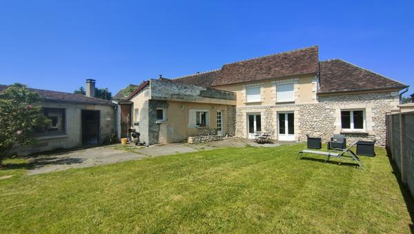 JOLIE MAISON ANCIENNE RENOVEE DE 90M2 HAB AVEC DEPENDANCE SUR 240 M² D ETERRAIN CLOS AU CALME A 5 MN DE BEAUVA Beauvais (60000)