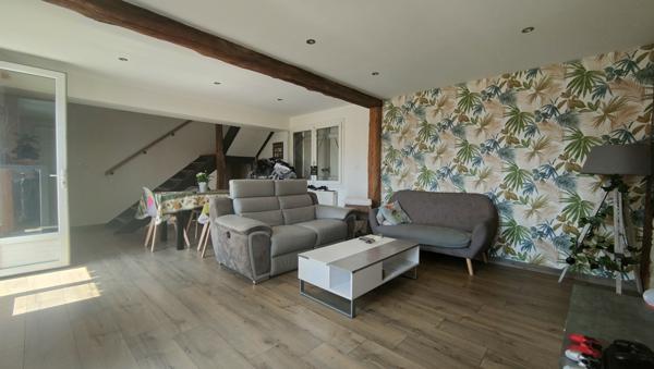 JOLIE MAISON ANCIENNE RENOVEE DE 90M2 HAB AVEC DEPENDANCE SUR 240 M² D ETERRAIN CLOS AU CALME A 5 MN DE BEAUVA Beauvais (60000)