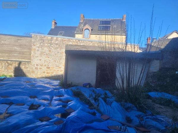 Maison à vendre à Sainte-Suzanne-et-Chammes en Mayenne (53270), ref : 53005-2180