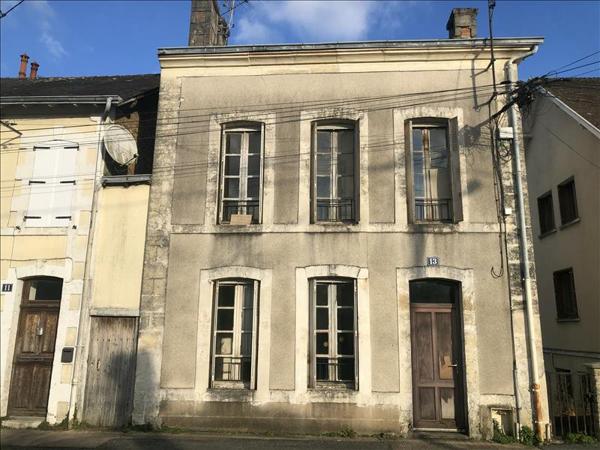 Maison à vendre |  Thiviers |  4 pièces | 97 m²