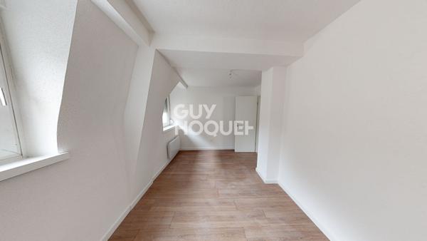 LOCATION d'un appartement F3 (69 m²) à Mulhouse Centre Historique