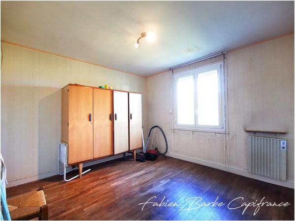 Maison avec sous-sol et grand terrain à Ploërmel (56)