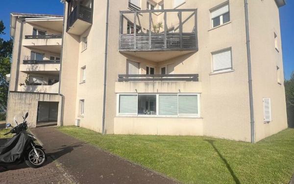 Appartement à vendre    2 pièces •  Eysines