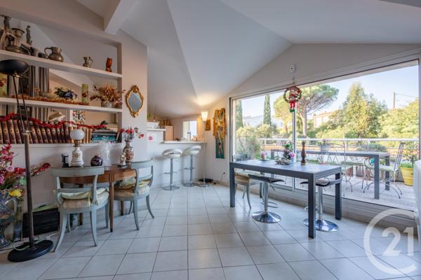 Appartement F3 à vendre  3 pièces - 81,45 m2 STE MAXIME - 83