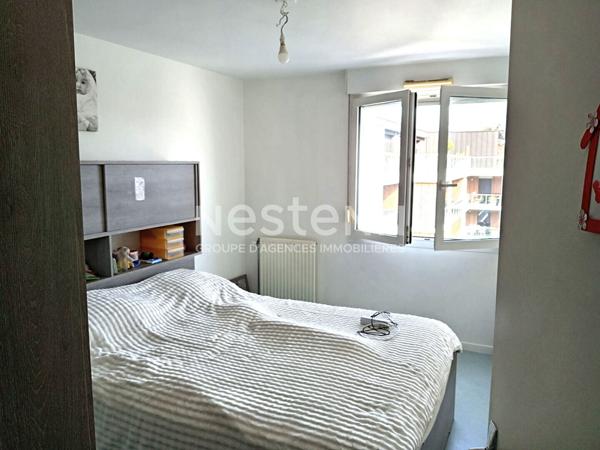 REIMS CENTRE - APPARTEMENT TYPE 4 AVEC GARAGE - AU CALME
