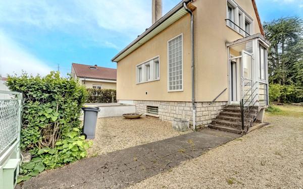 Maison à vendre    5 pièces •  Chenôve