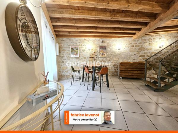 Appartement 5 pièces 140 m² aux portes d' ANGOULEME, sur la commune LE GOND PONTOUVRE (16)