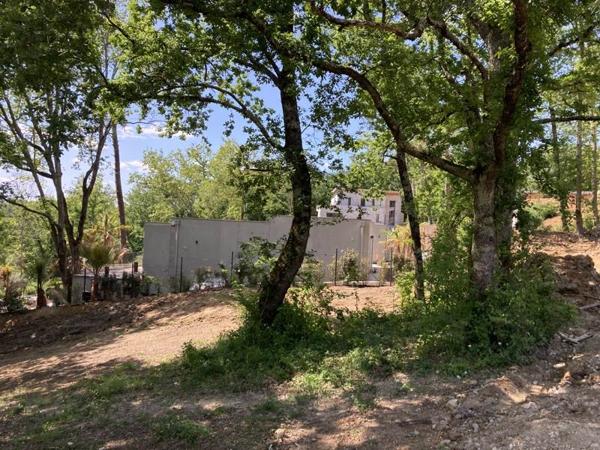 Terrain à vendre |  Bouliac |  847 m²