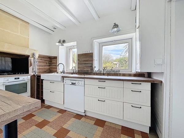 RUILLE SUR LOIR (72), maison 189m²- 7 pièces- terrains de 2845m²- garage- dépendances- puits