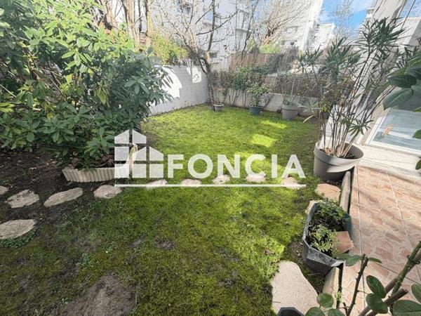 Location Appartement 2 pièces 45.23 m² - 30 AVENUE D?ESTIENNE D?ORVES Le Plessis-robinson 92350