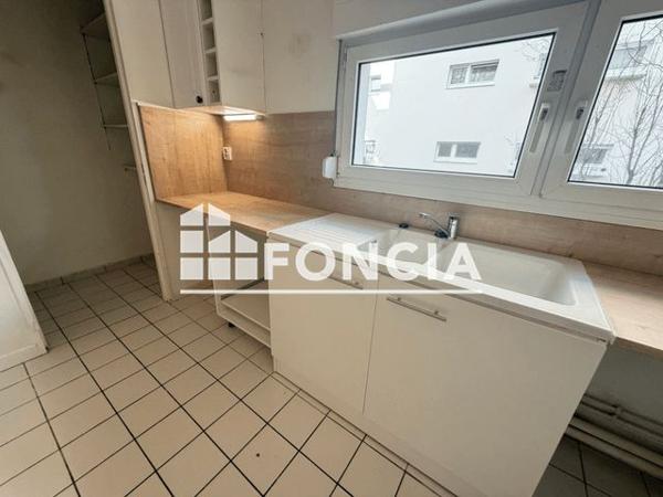Location Appartement 2 pièces 45.23 m² - 30 AVENUE D?ESTIENNE D?ORVES Le Plessis-robinson 92350