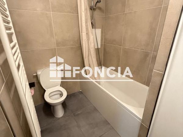 Location Appartement 2 pièces 45.23 m² - 30 AVENUE D?ESTIENNE D?ORVES Le Plessis-robinson 92350