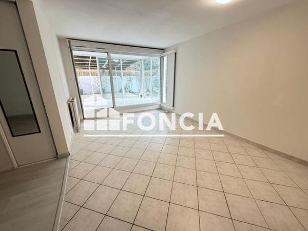 Location Appartement 2 pièces 45.23 m² - 30 AVENUE D?ESTIENNE D?ORVES Le Plessis-robinson 92350