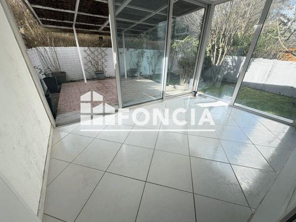 Location Appartement 2 pièces 45.23 m² - 30 AVENUE D?ESTIENNE D?ORVES Le Plessis-robinson 92350