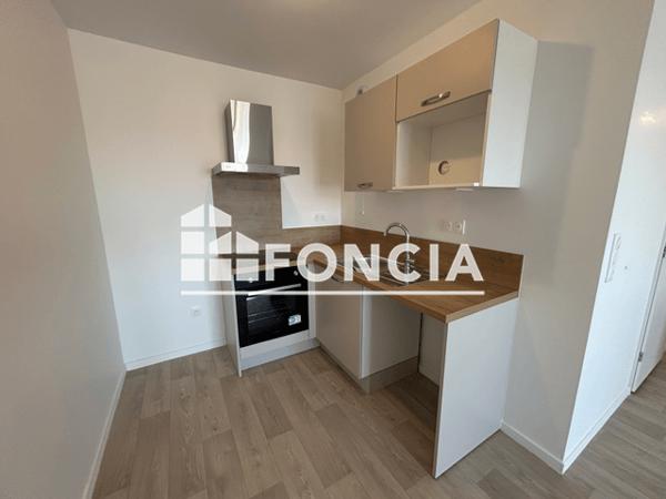 Location Appartement 2 pièces 45.37 m² - SENTE DU POMMERET Petit-couronne 76650