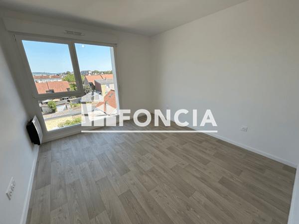 Location Appartement 2 pièces 45.37 m² - SENTE DU POMMERET Petit-couronne 76650