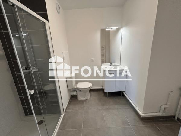 Location Appartement 2 pièces 45.37 m² - SENTE DU POMMERET Petit-couronne 76650