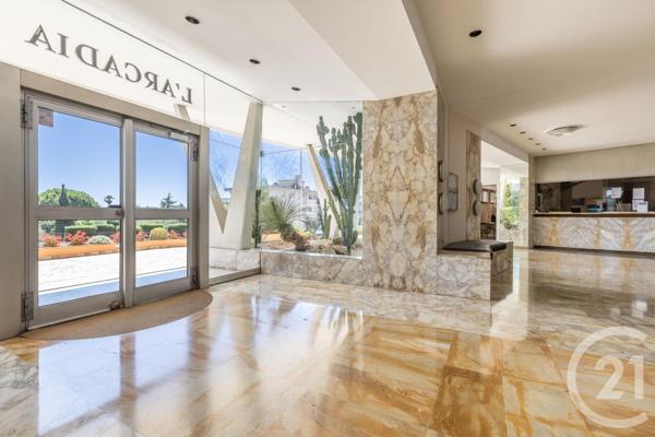 Appartement F2 à vendre  3 pièces - 71,52 m2 NICE - 06