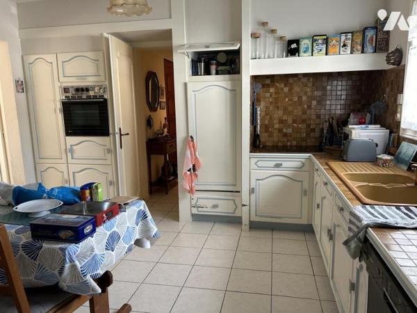 LA GUERINIERE, CENTRE VILLE ET PROCHE MER