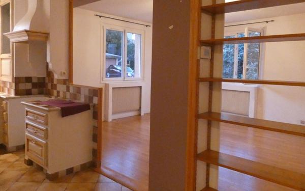 Appartement à vendre    3 pièces • 74,78 m2 Vernaison